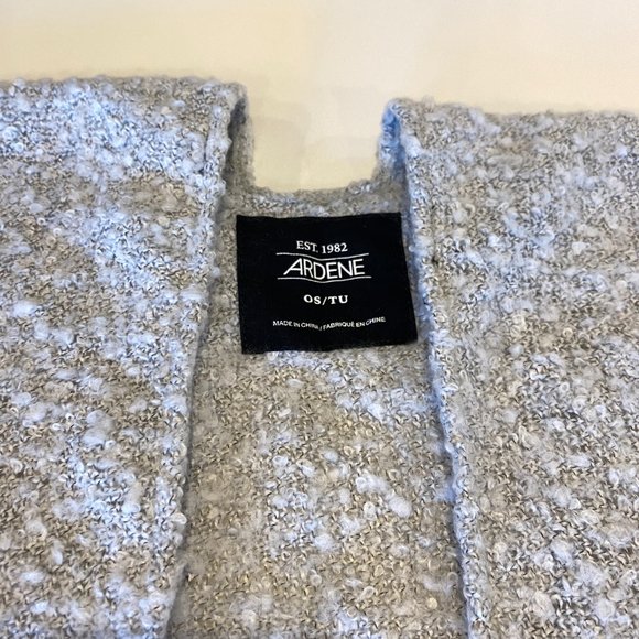 New Ardene Gray Shawl - Picture 1 of 7